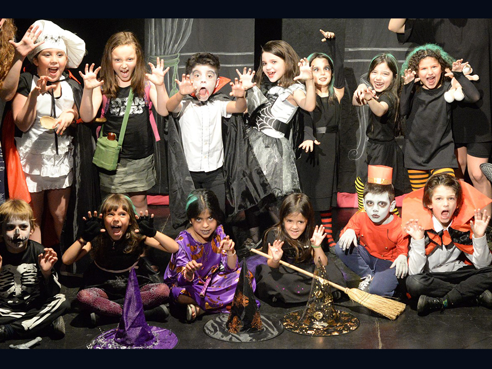 Teatro para niños y niñas. Grupo de 4 a 6 años