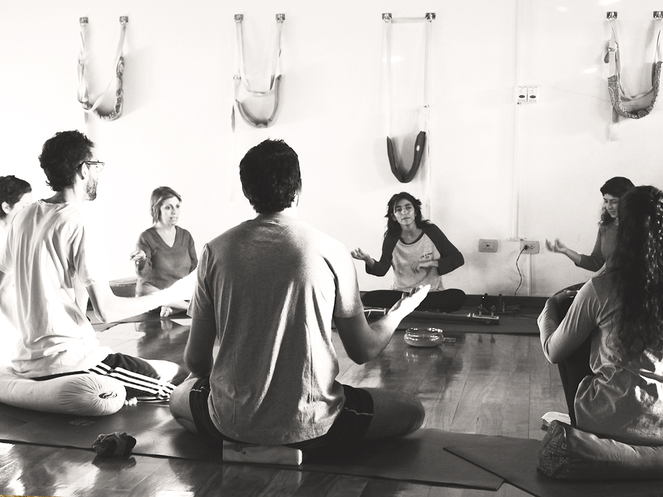 Formación en yoga de la música