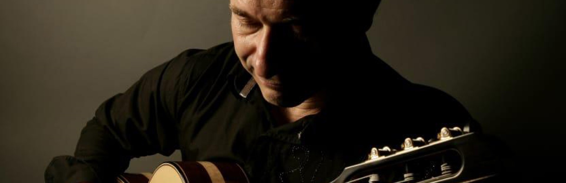 La guitarra, entre la música popular y la clásica