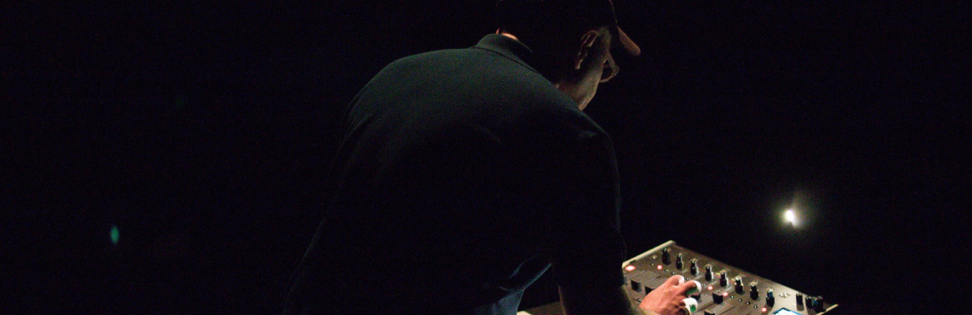 Lucio Capece. Experimentación e improvisación sonora