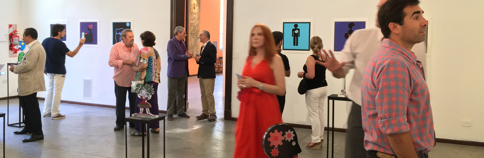 Inauguración de la exposición "Signos y Símbolos" del artista colombiano Duván López