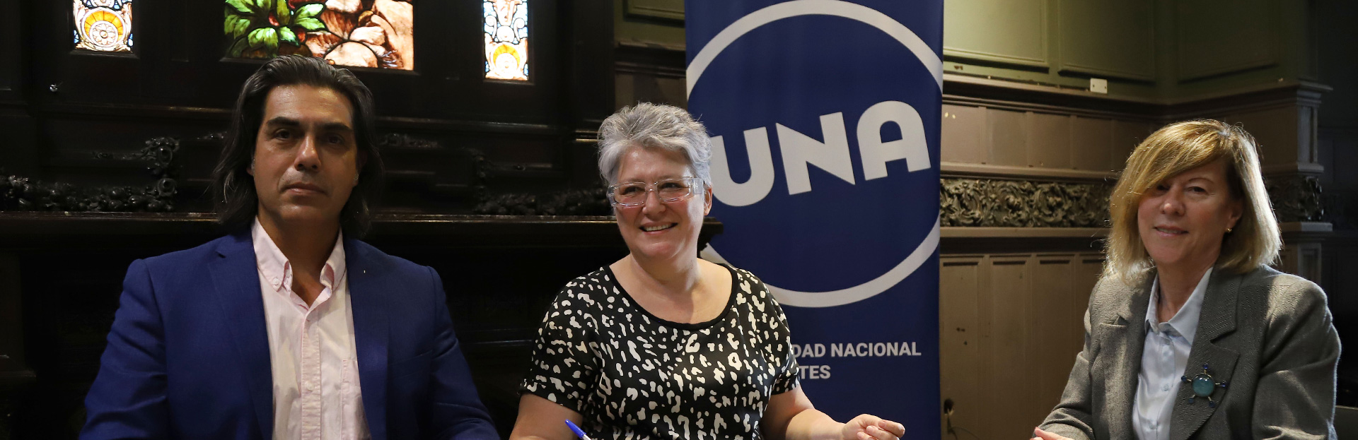 Firma de Convenio de Colaboración entre el Instituto Superior de Bellas Artes (Paraguay) y la UNA