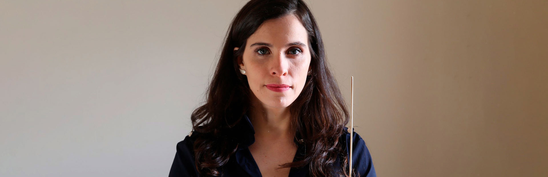 Mariana Rosas, egresada del Departamento de Artes Musicales y Sonoras - UNA, nombrada directora del Coro Sinfónico de Londres