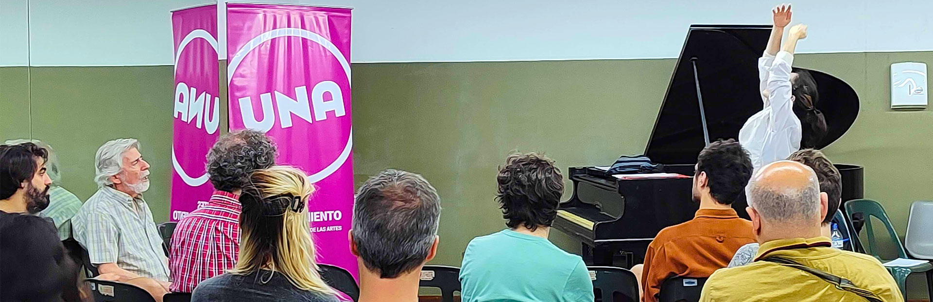 Se realizó el encuentro-taller “¿No tiene otra cosa, maestrx? Intercambios sobre la tarea”