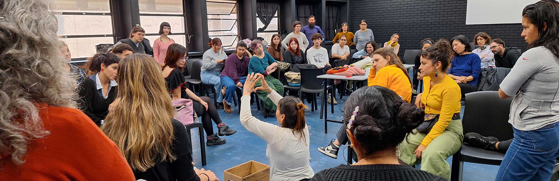 Así pasó la capacitación Arte en contextos de encierro: “La UNA en CUSAM”