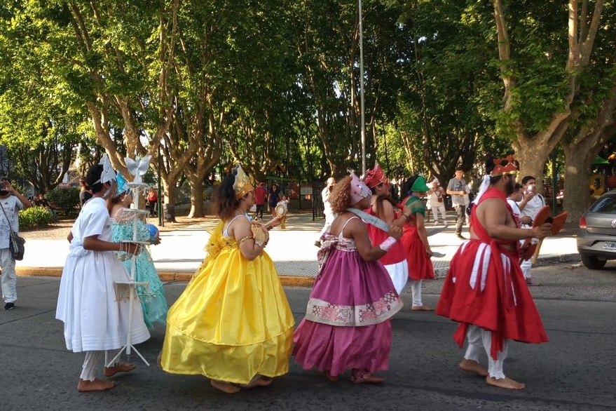 Ritual de religiones afro en el centro de Monte Grande