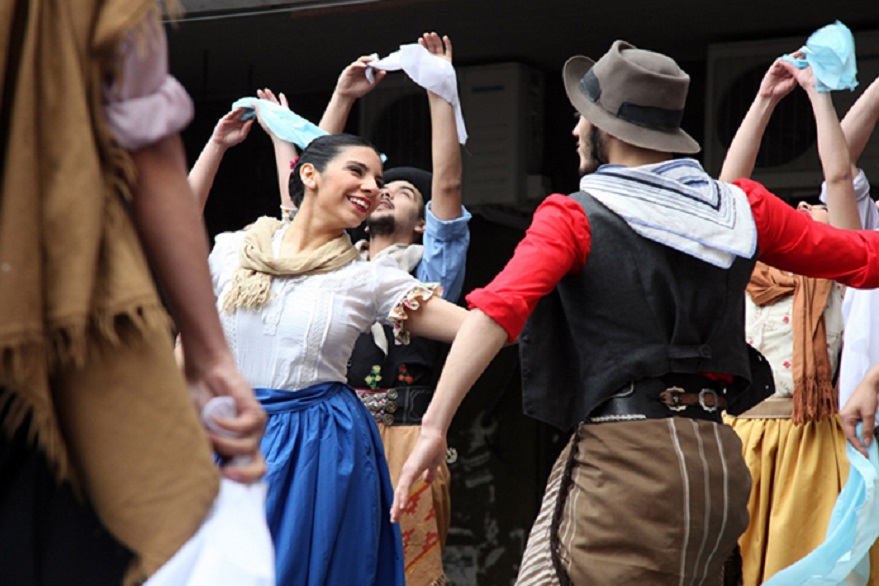 Clases abiertas y gratuitas de Folklore en la UNA